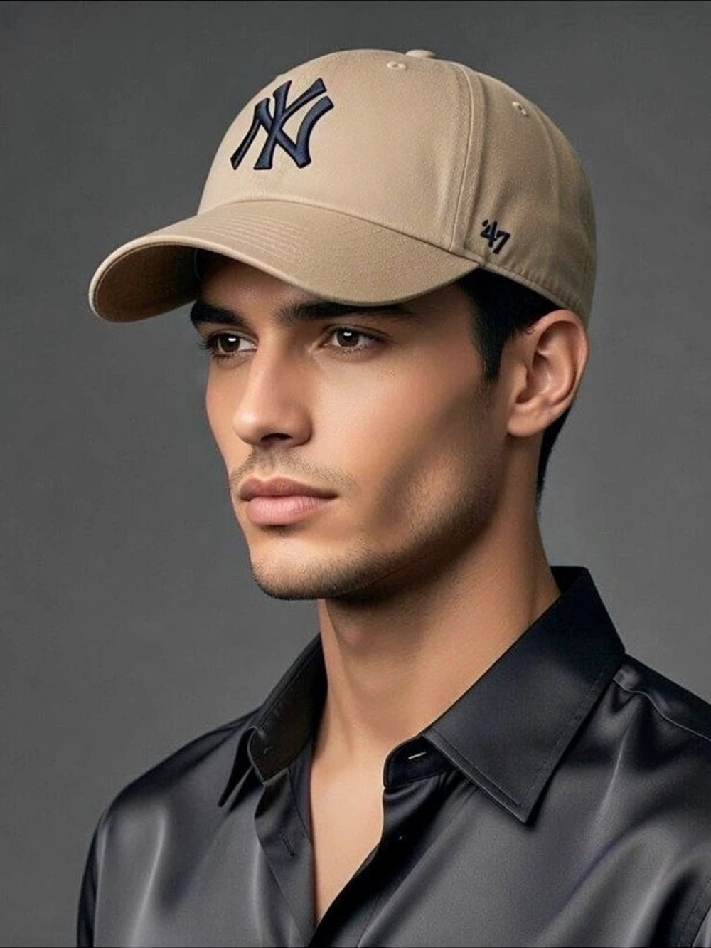 NEW✨ NEW✨ New Era ‘47 NY Yankees Cap in Khaki  New